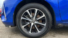 Toyota Yaris 1.5 VVT-i Icon Tech 5dr Petrol Hatchback